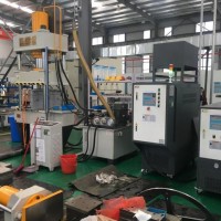 碳纖維模壓模溫機(jī)